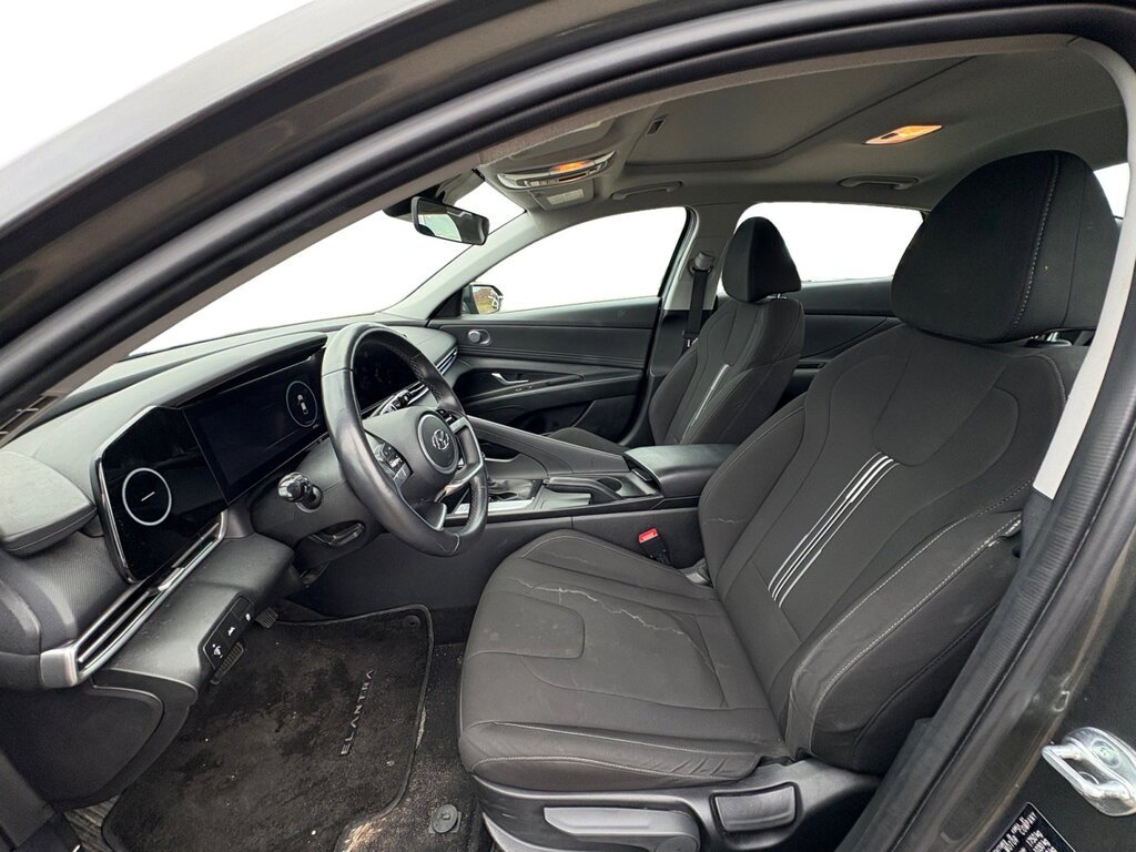 2023 Hyundai Elantra PREFERRED