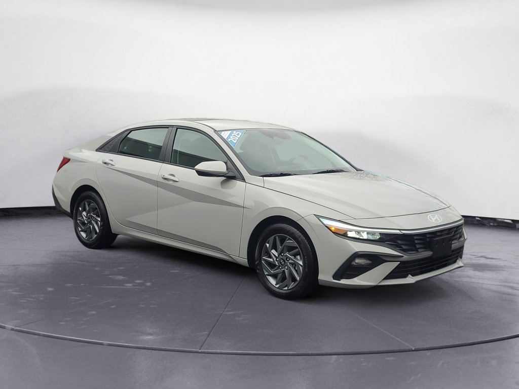 2025 Hyundai Elantra PREFERRED