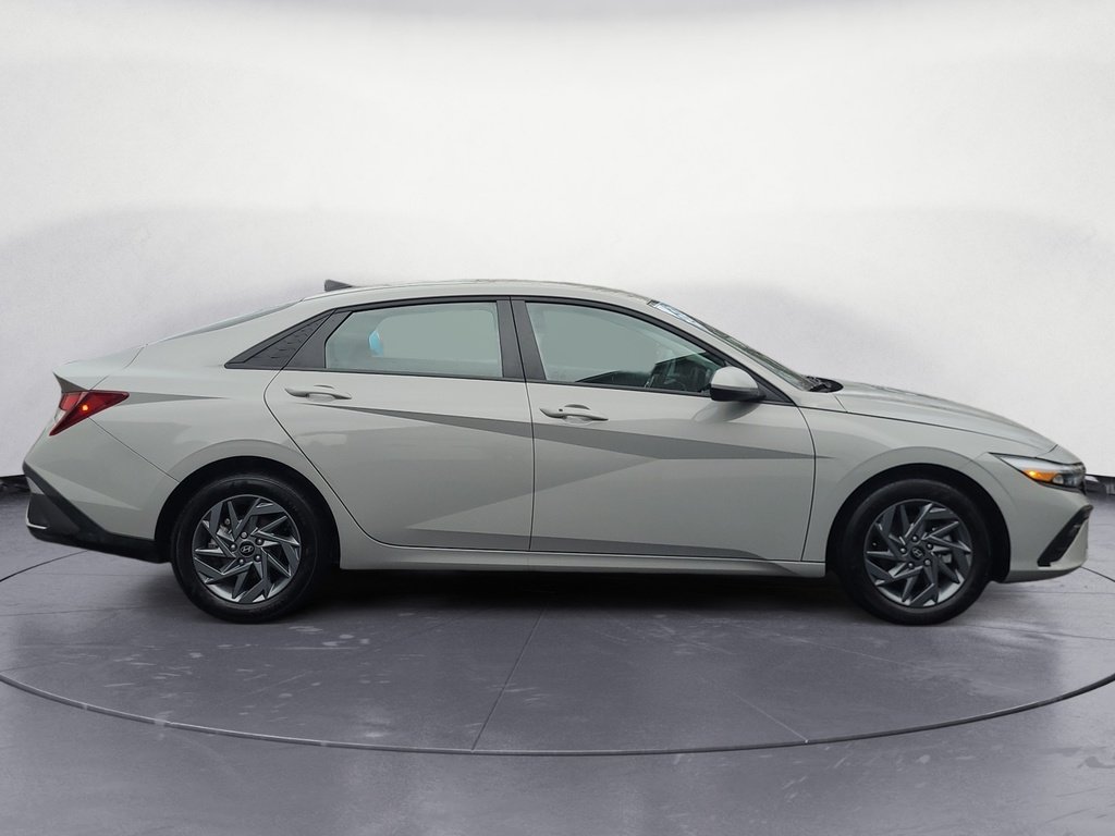 2025 Hyundai Elantra PREFERRED