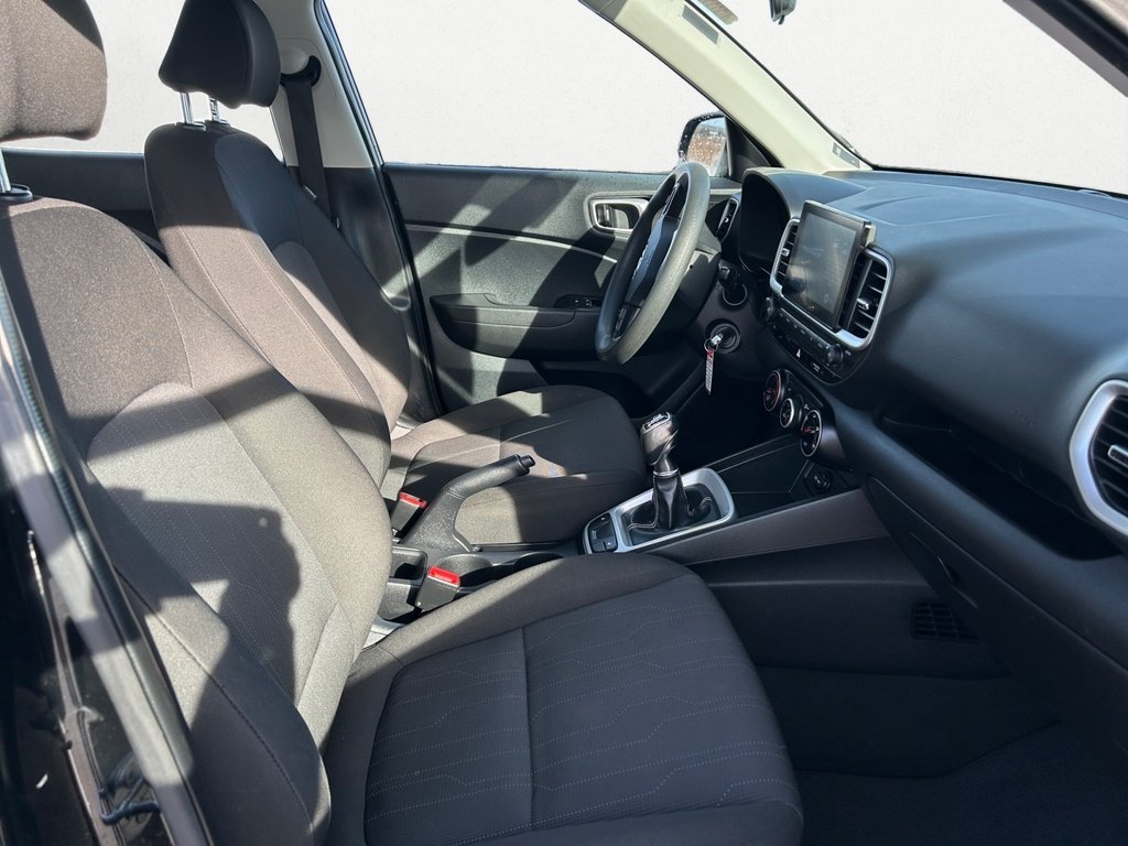 2021 Hyundai Kona LUXURY