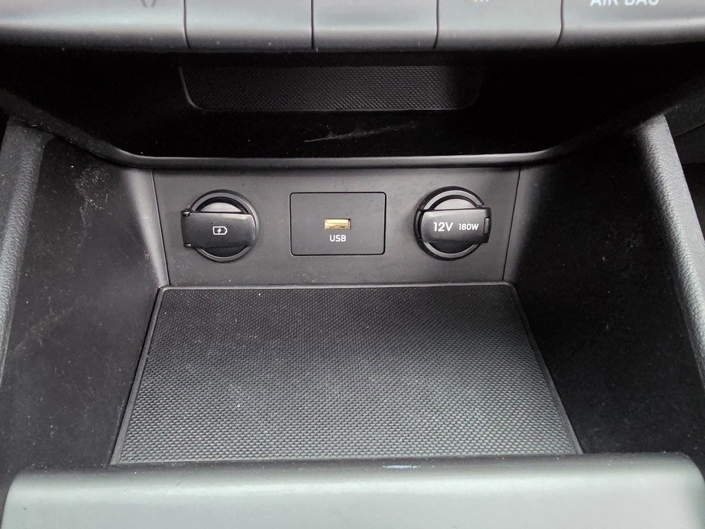 2022 Hyundai Kona PREFERRED SUN & LEATHER