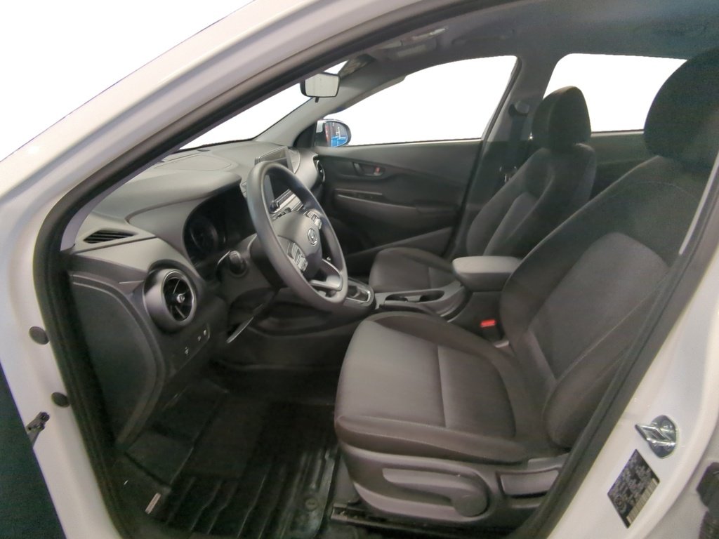 2023 Hyundai Kona ESSENTIAL