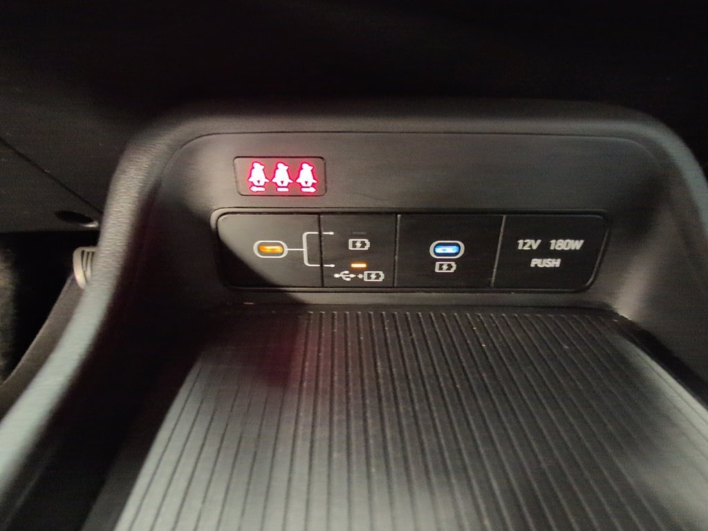 2024 Hyundai Kona ESSENTIAL