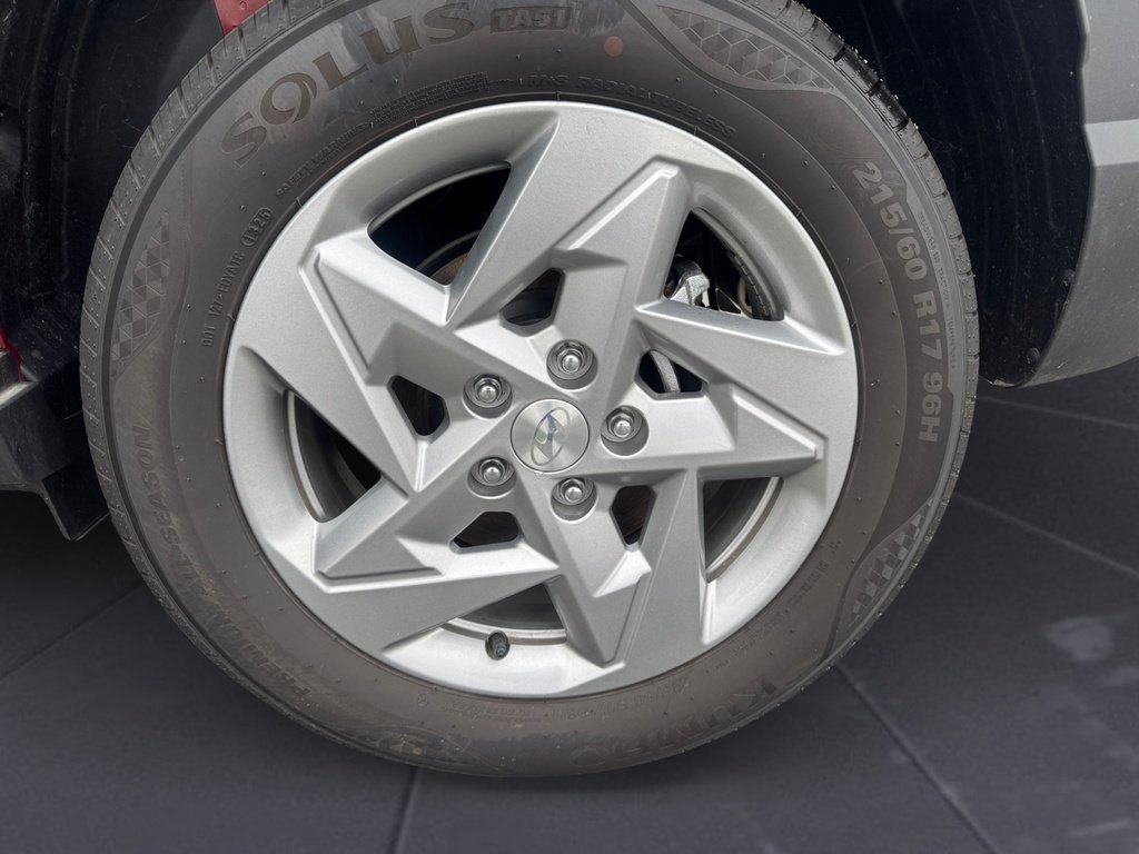 2025 Hyundai Kona ESSENTIAL