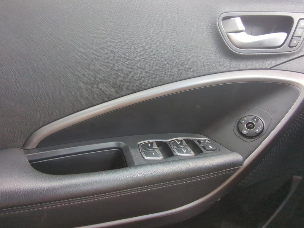2016 Hyundai Santa Fe Sport LUXURY