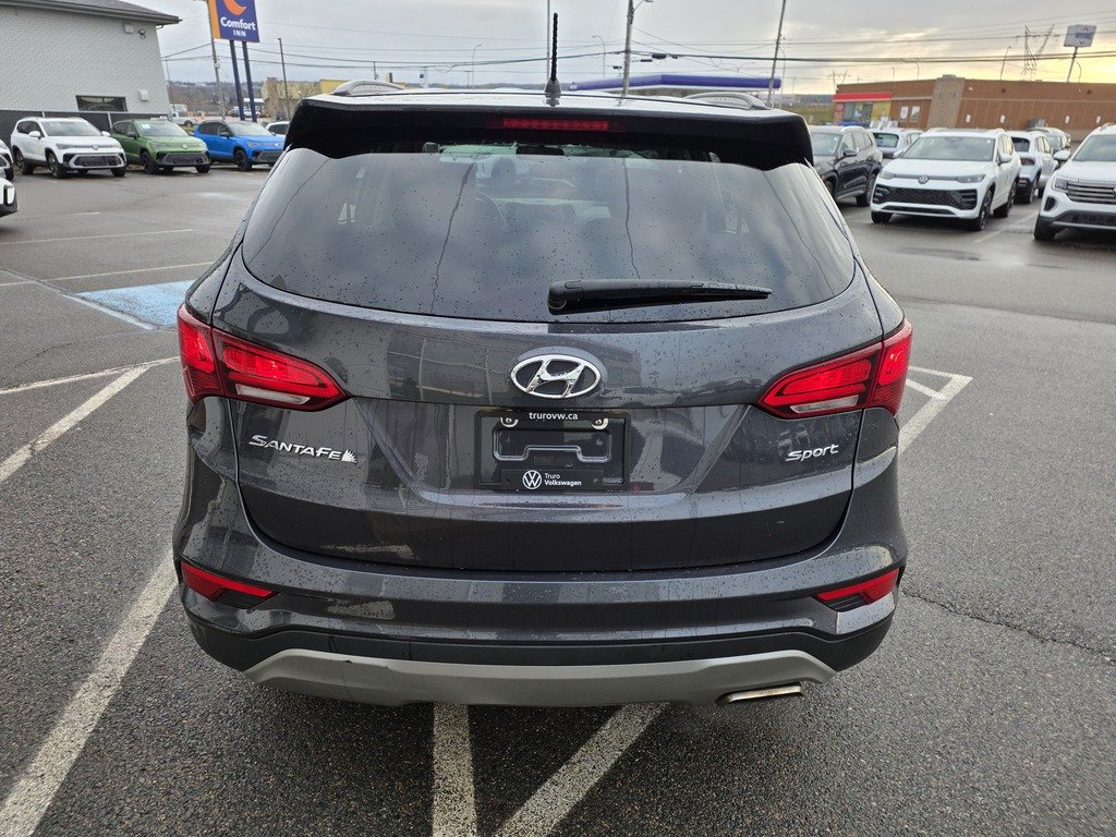 2018 Hyundai Santa Fe Sport BASE