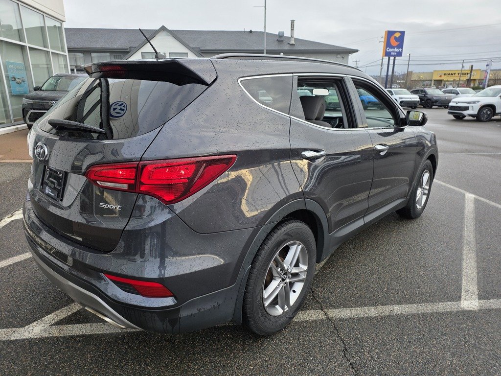 2018 Hyundai Santa Fe Sport BASE
