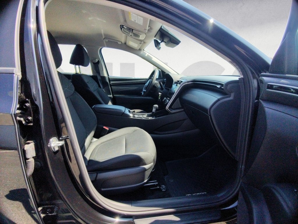 2023 Hyundai Tucson ESSENTIAL