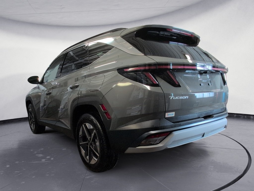 2025 Hyundai Tucson PREFERRED- HEATED SEATS!