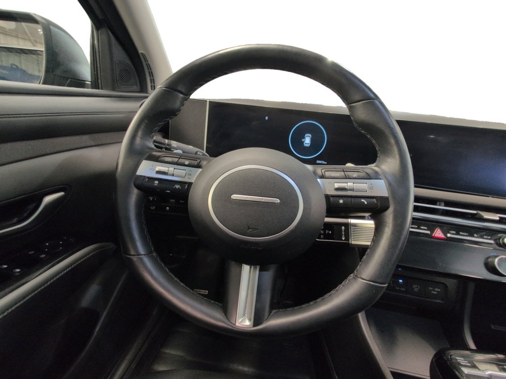 2025 Hyundai Tucson PREFERRED- HEATED SEATS!