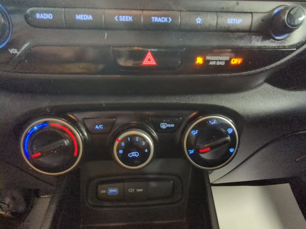 2022 Hyundai Venue ESSENTIAL