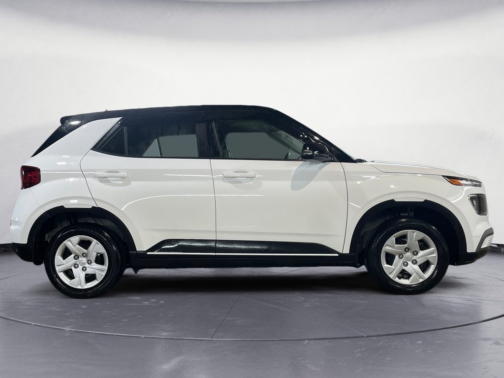 Hyundai Venue ESSENTIAL 2024