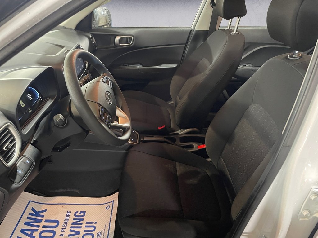 Hyundai Venue ESSENTIAL 2024
