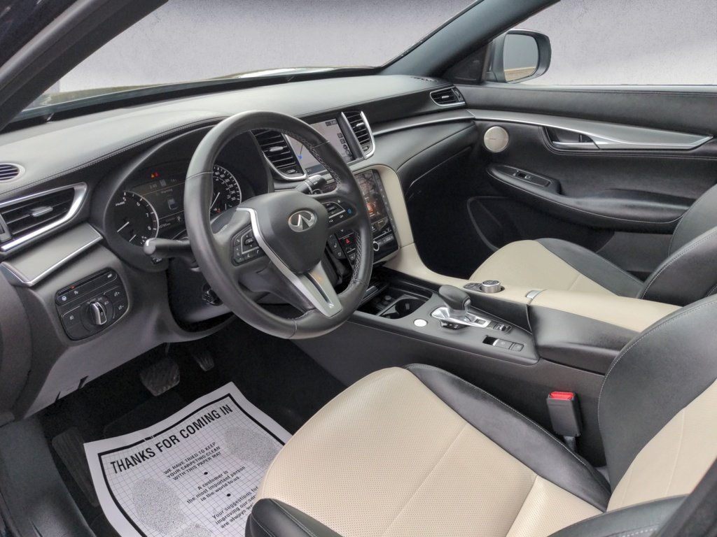 2023 Infiniti QX55 Fully loaded LOW KMS!