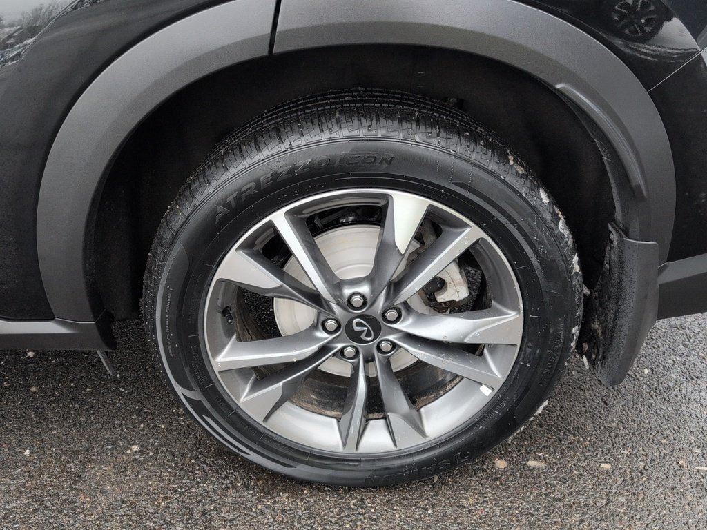 2025 Infiniti QX60 LUXE FULLY LOADED!