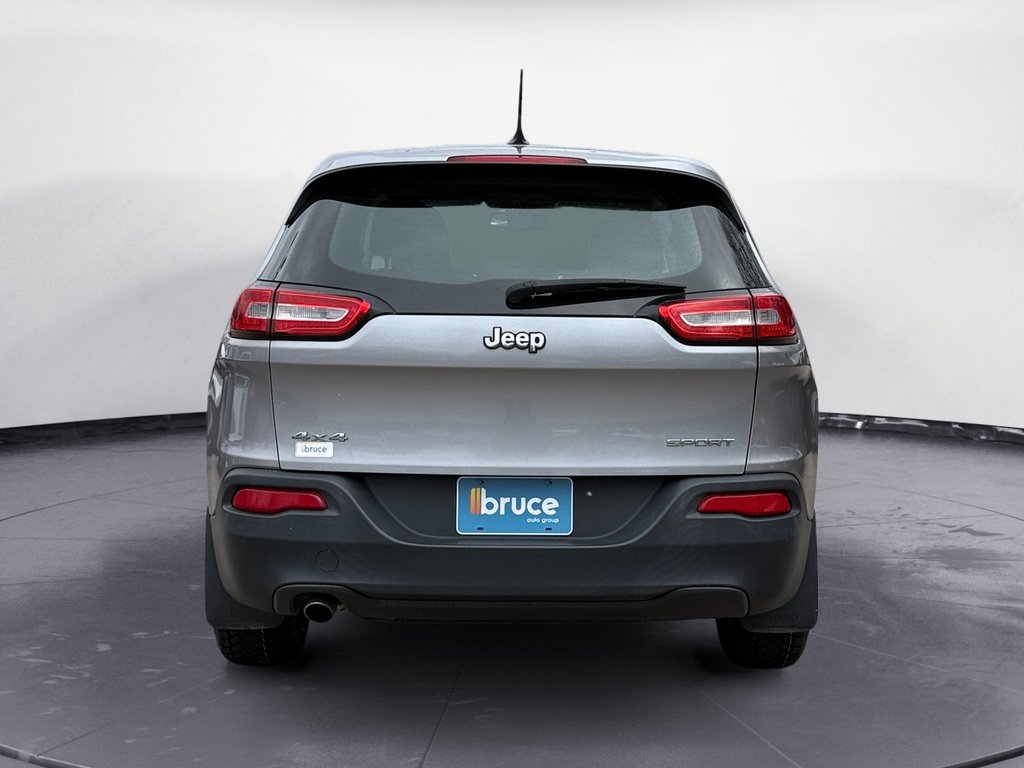 2014 Jeep Cherokee SPORT