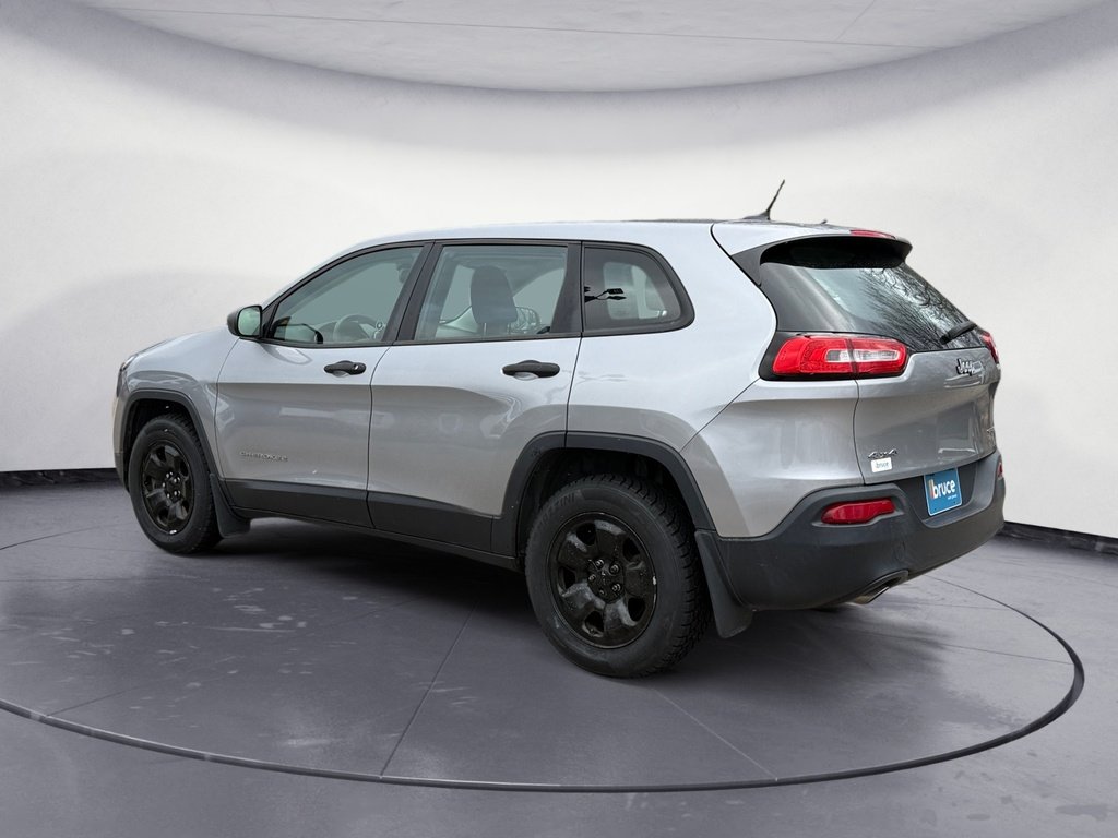 2014 Jeep Cherokee SPORT
