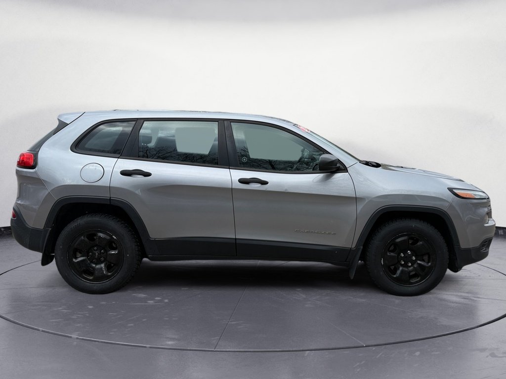 2014 Jeep Cherokee SPORT