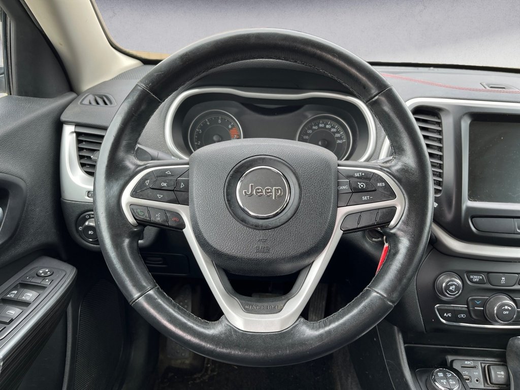 Jeep Cherokee CHEROKEE TRAILHAWK 2016