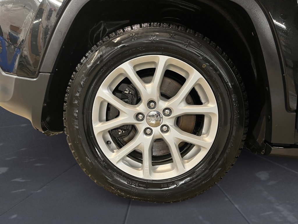 2016 Jeep Cherokee NORTH