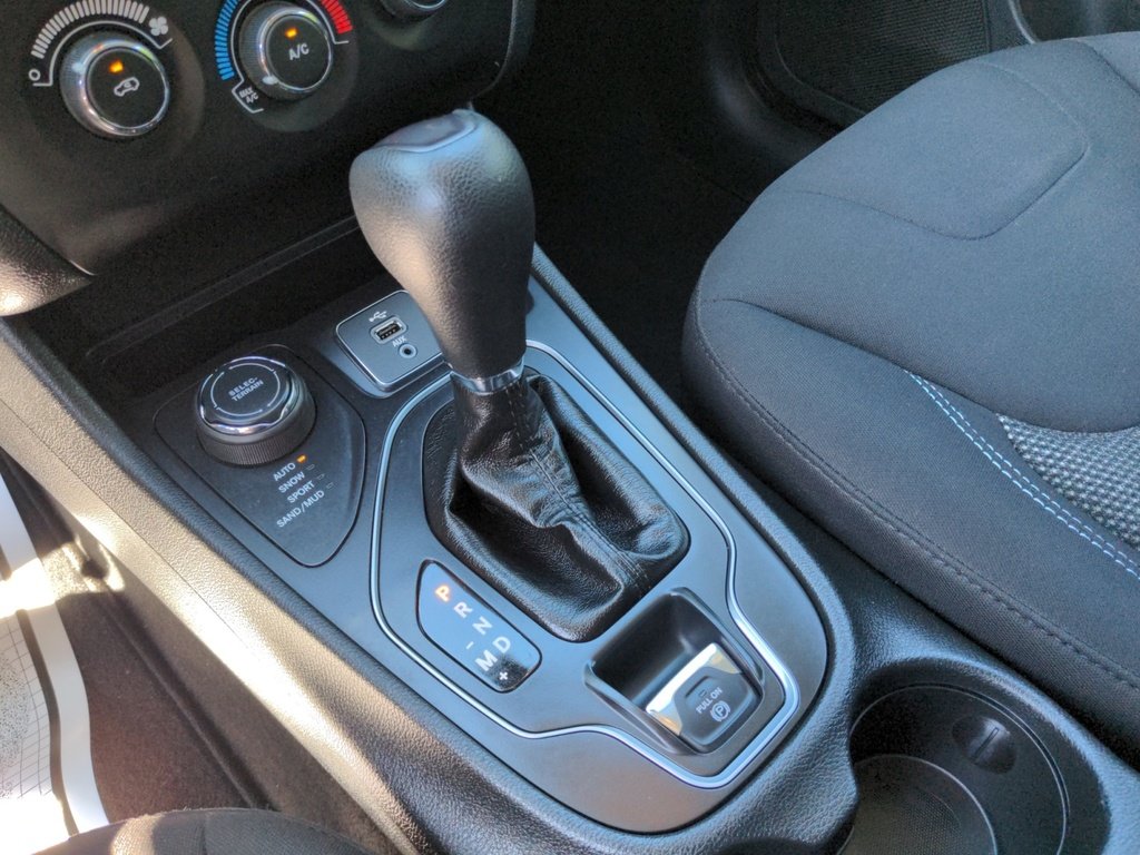 Jeep Cherokee Sport 4x4 - Fresh Trade 2019