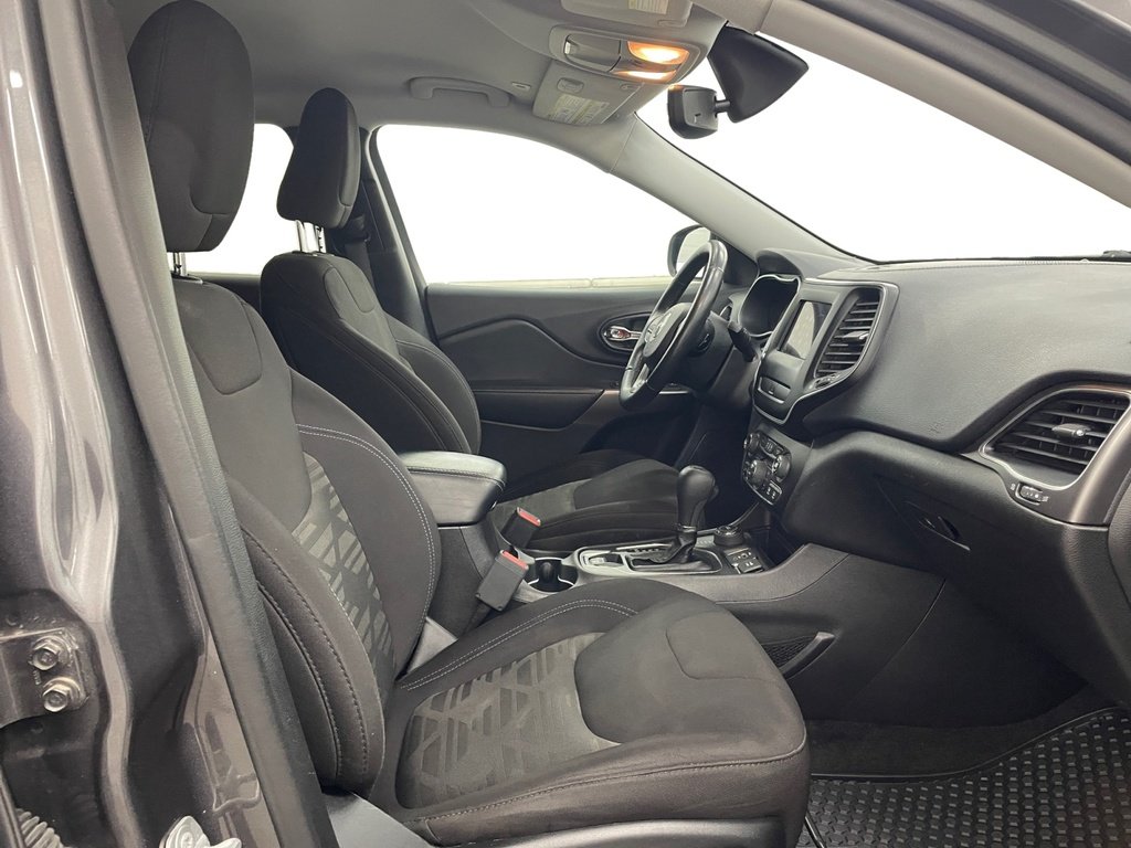 2019 Jeep Cherokee NORTH