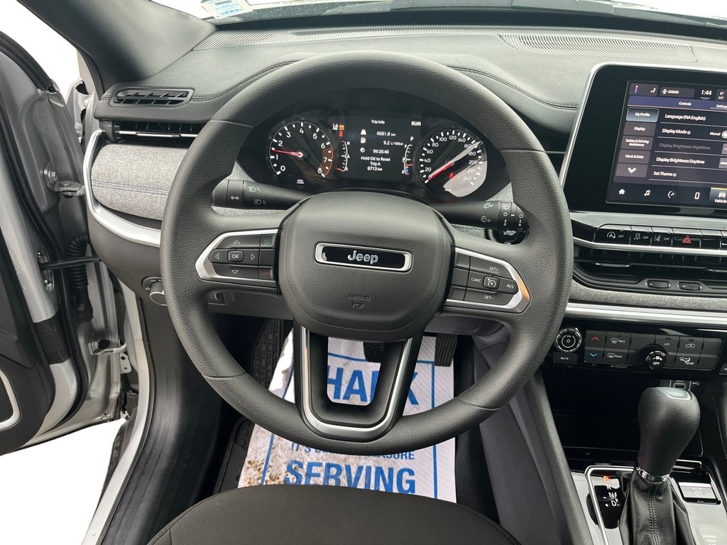 2025 Jeep Compass SPORT