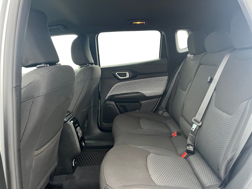 2025 Jeep Compass SPORT