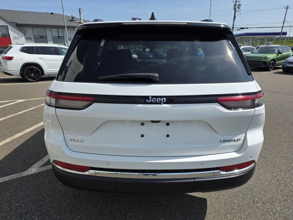 Jeep Grand Cherokee LIMITED 2023