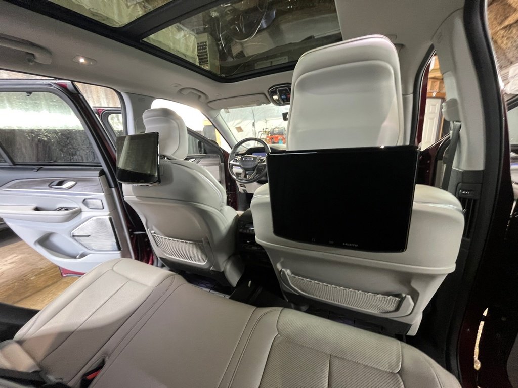 Jeep Grand Cherokee OVERLAND 2023