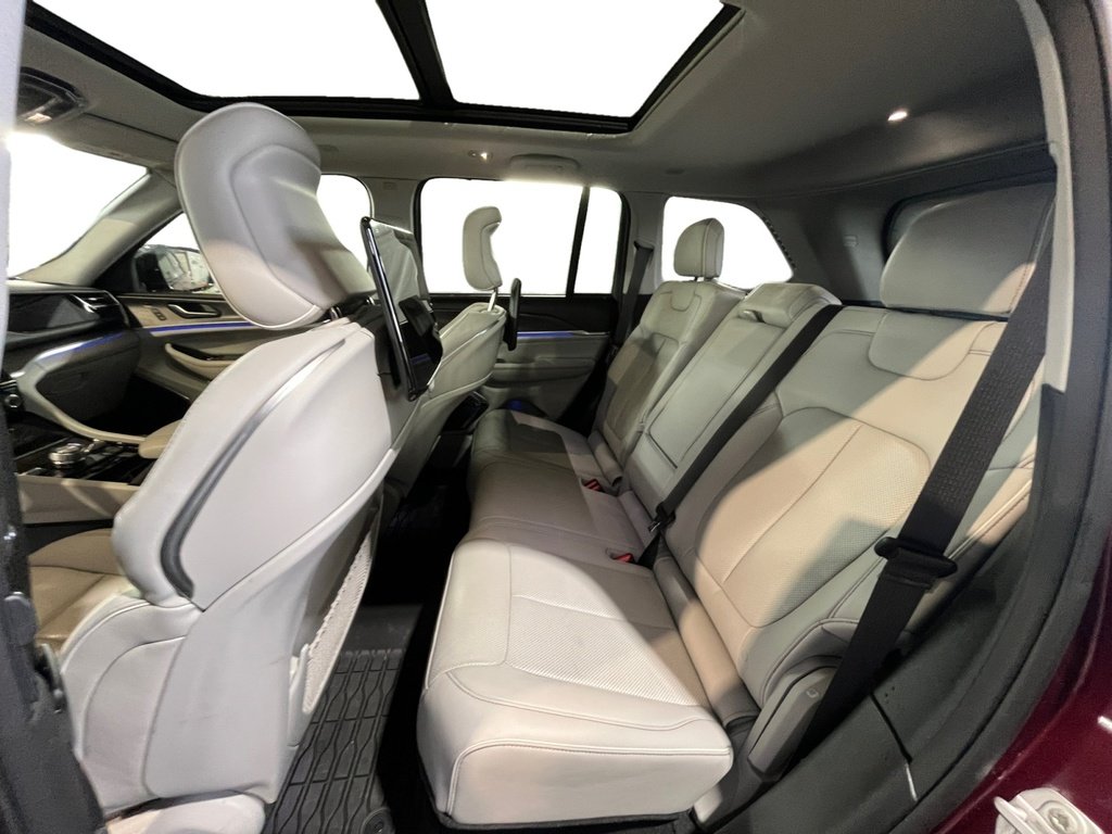 Jeep Grand Cherokee OVERLAND 2023