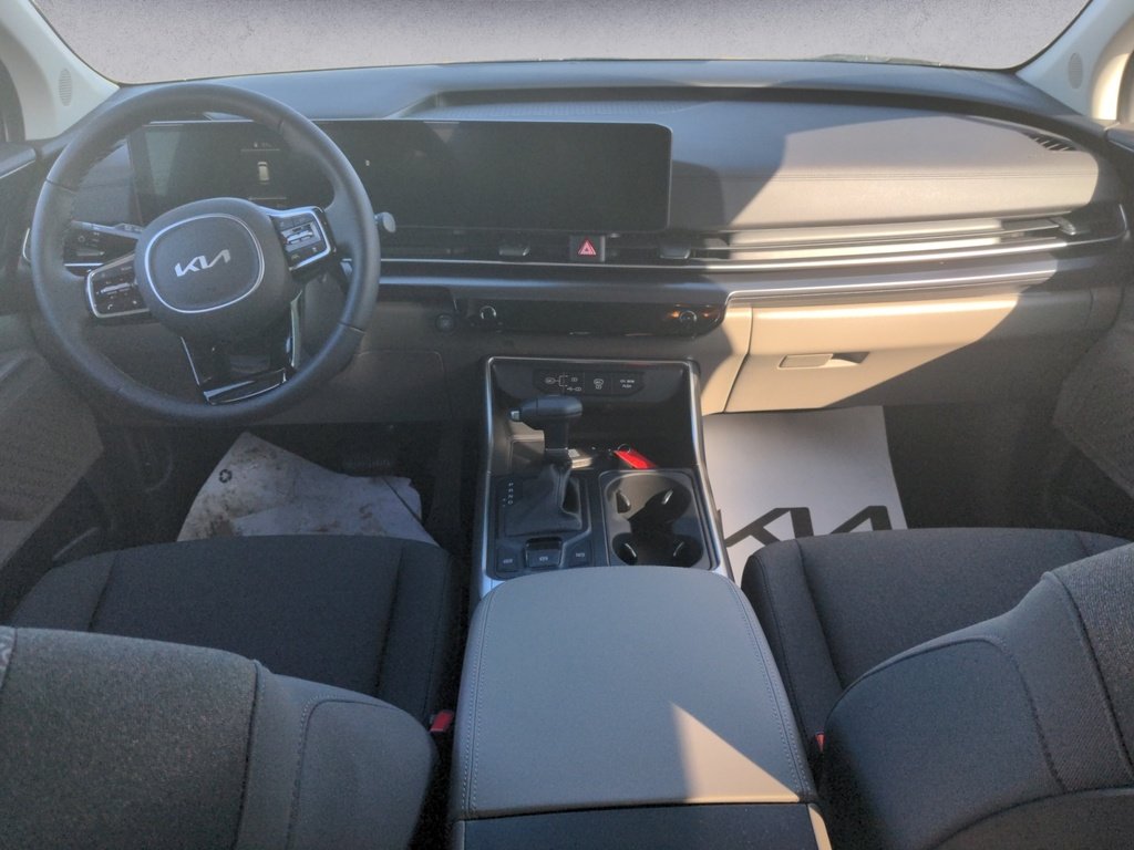 Kia Carnival LX+ 2025