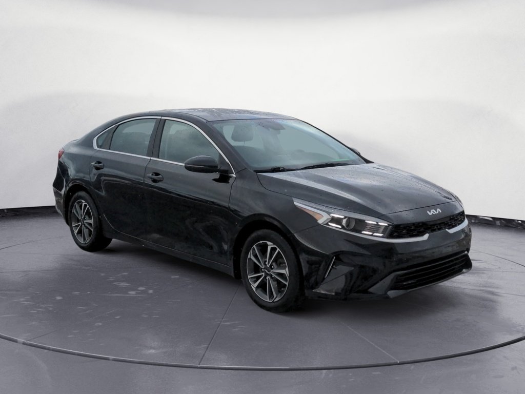 2023 Kia Forte EX