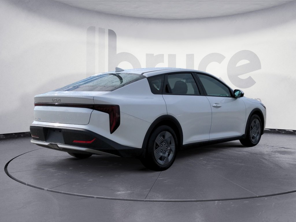2025 Kia K4 BASE