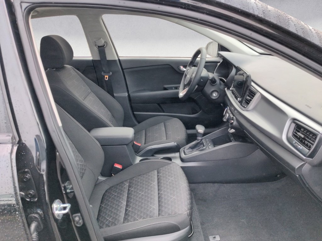 2021 Kia Rio 5-door LX+