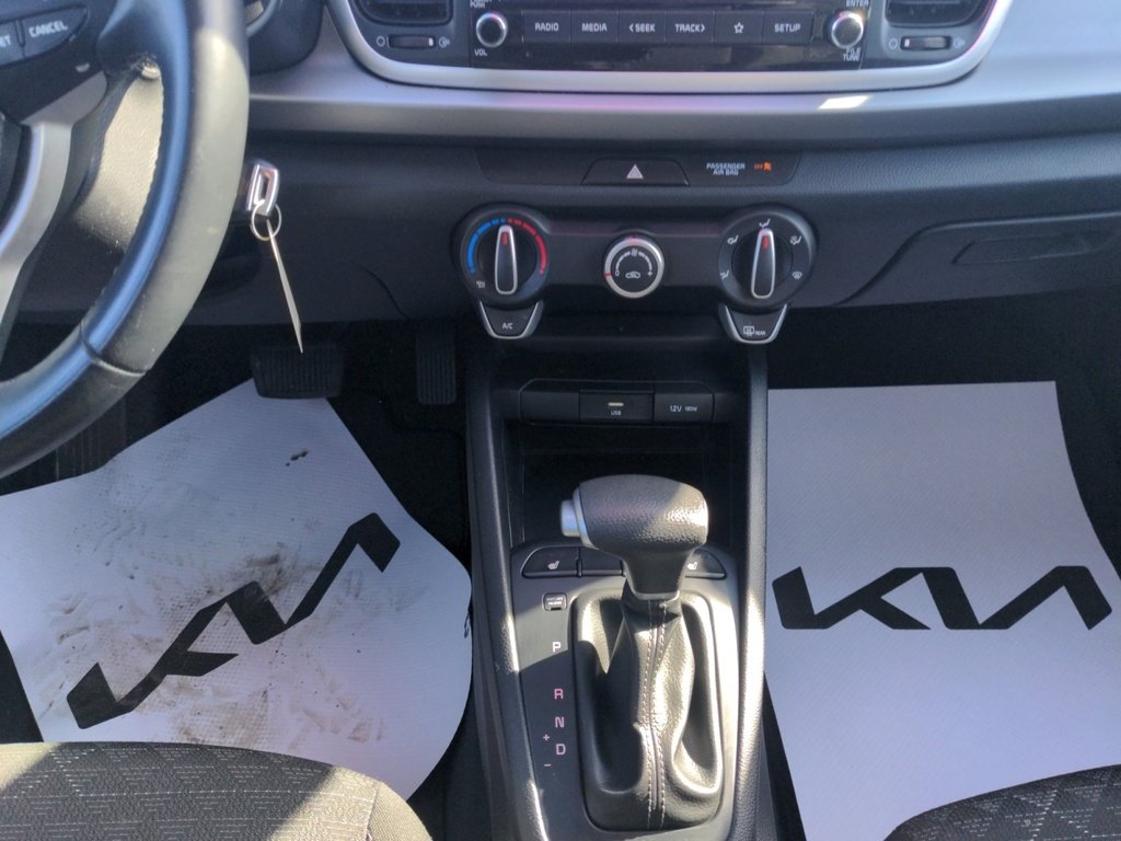 2022 Kia Rio 5-door LX+