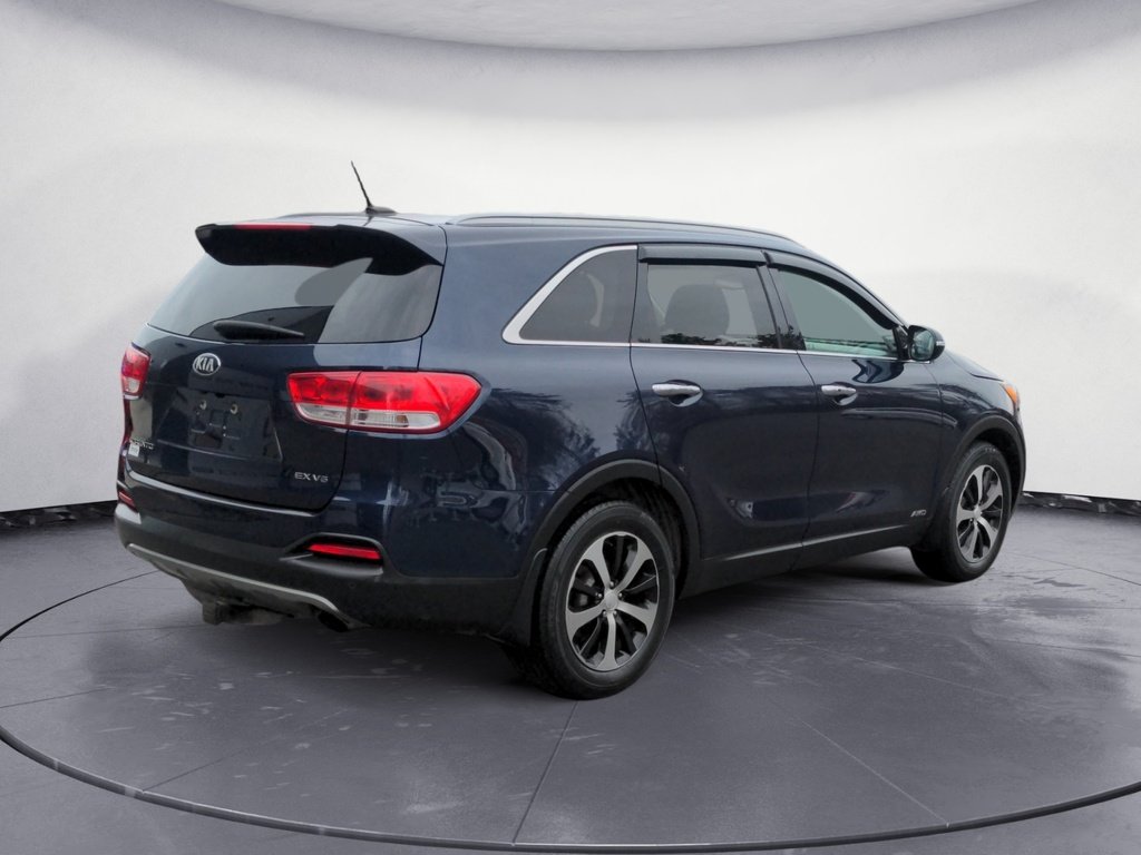 2016 Kia Sorento V6 7 Pass