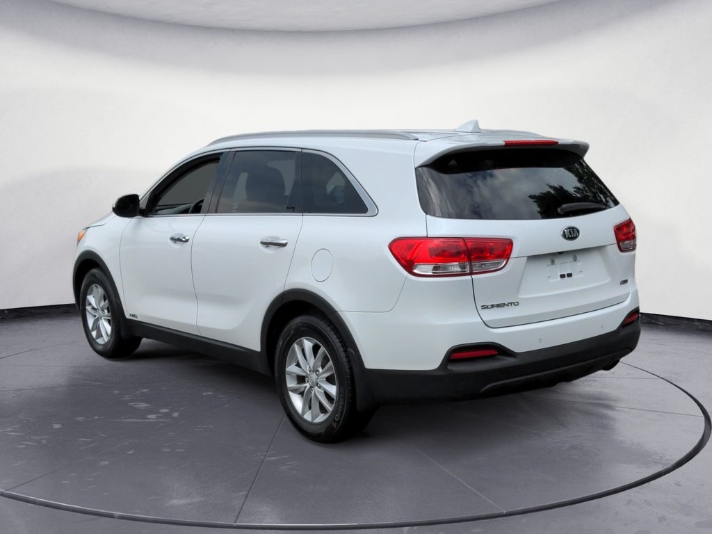 2017 Kia Sorento LX Turbo AWD + Remote Start + Winter Tires