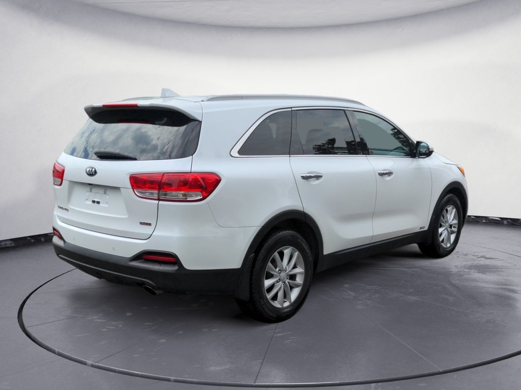 2017 Kia Sorento LX Turbo AWD + Remote Start + Winter Tires