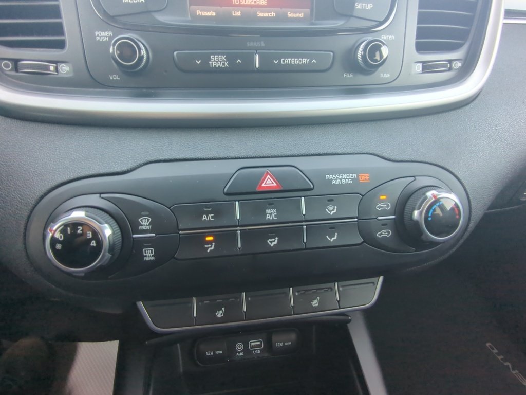 2018 Kia Sorento BASE