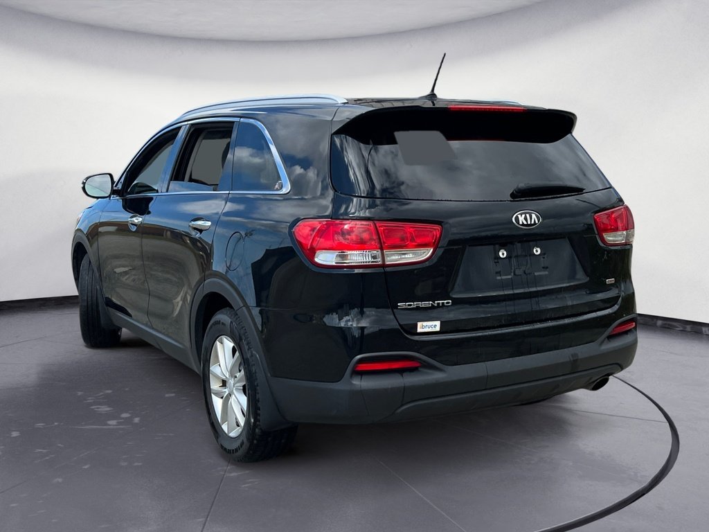 2018 Kia Sorento LX