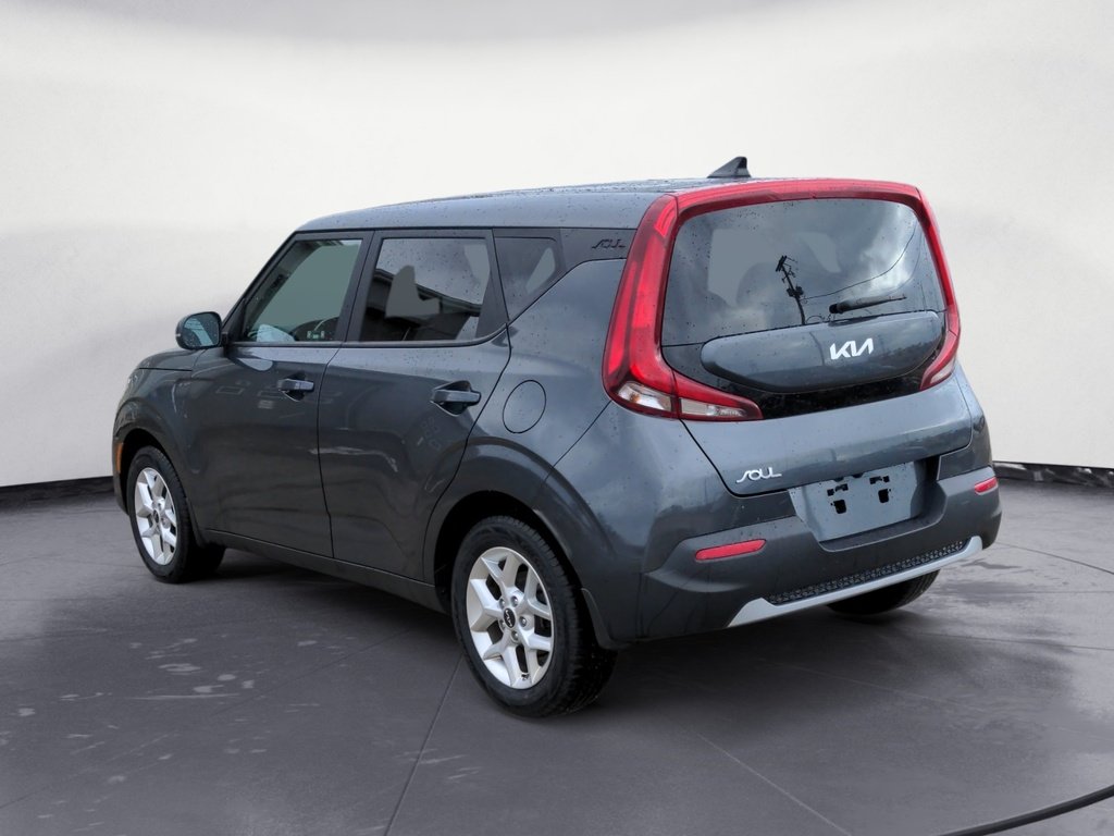 Kia Soul EX 2022