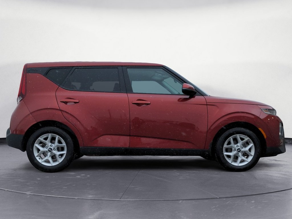 Kia Soul EX 2022