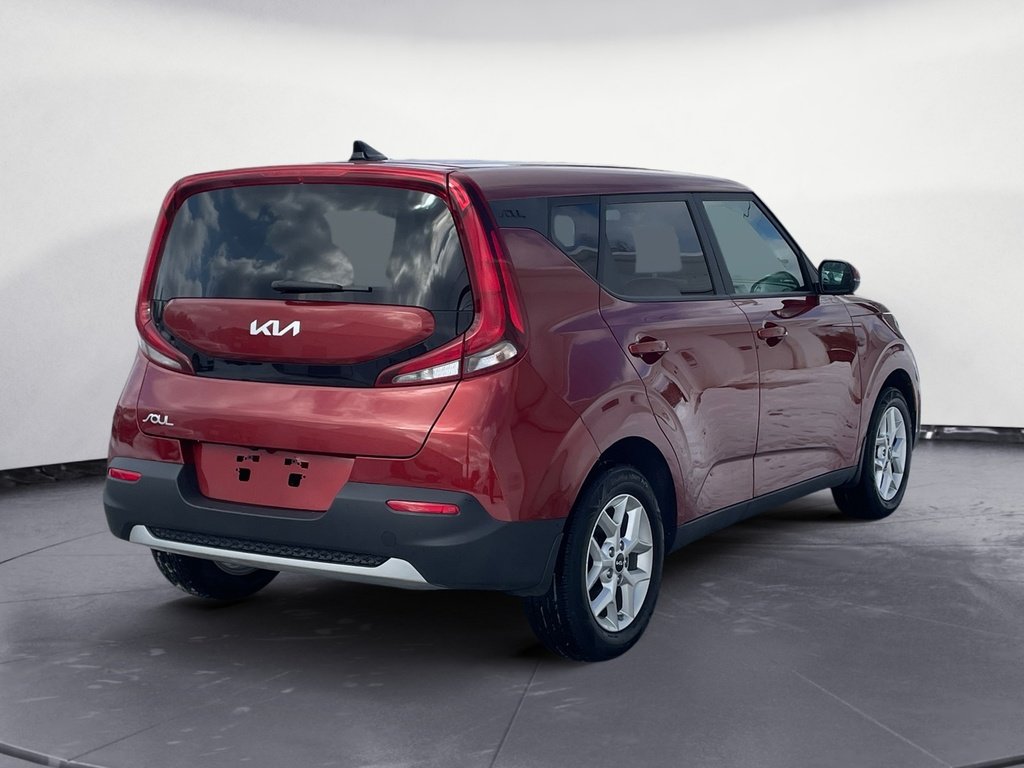 Kia Soul EX 2022