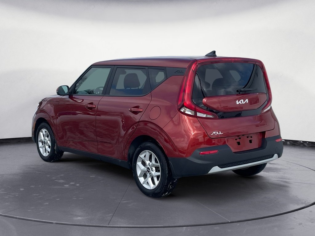 Kia Soul EX 2022