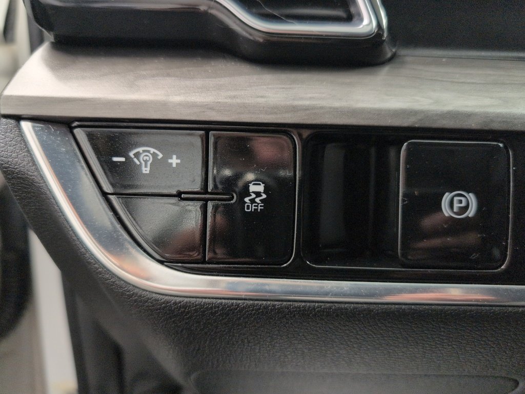 2023 Kia Sportage X-LINE, AWD, LEATHER !