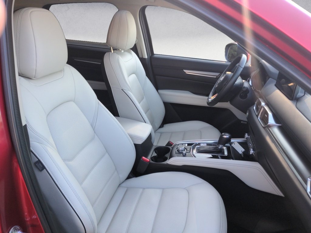 2025 Mazda CX-5 GT
