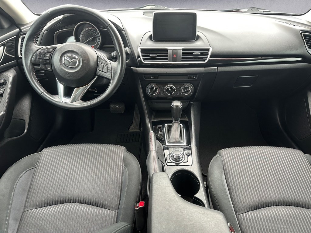 Mazda 3 MAZDA3 TOURING 2015