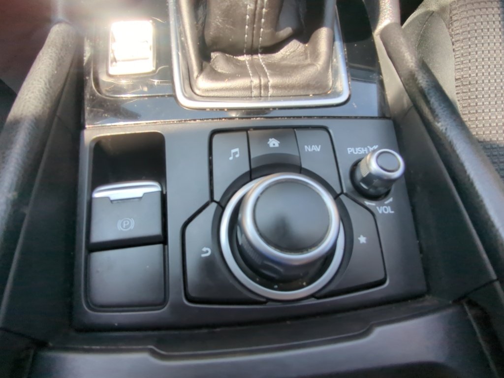 2017 Mazda 3 GS