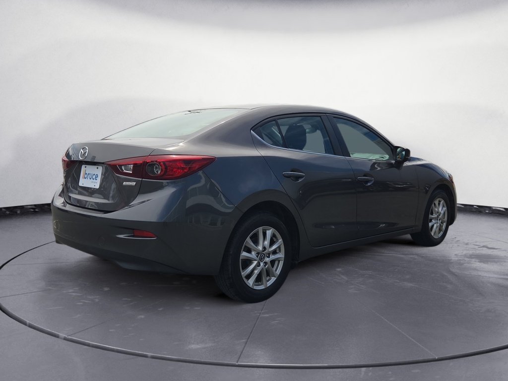 2018 Mazda 3 GS